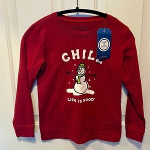 NWT wine colored Life Is Good tee